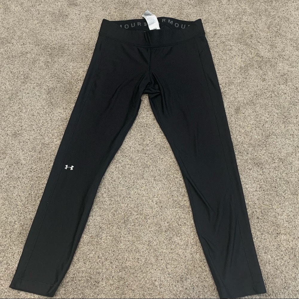 Under Armour Heat Gear compression leggings, EUC!